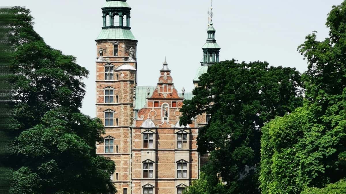 2025 Francja WhatsApp cennik reklamowy pełna kategoria