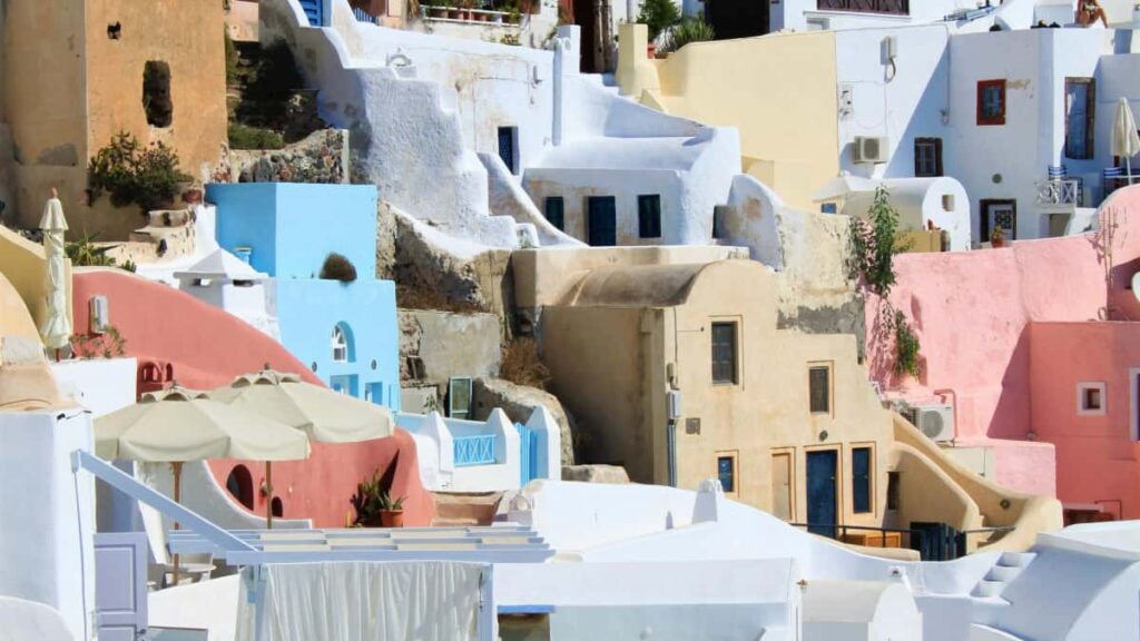 Praktyczny poradnik dla polskich tworcow: jak znalezc, podejsc i przekonac francuskie marki na vkontakte, by zaprosiy cie do ekskluzywnych beta launchy.