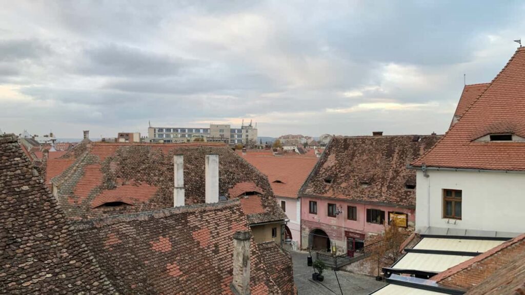 Praktyczny przewodnik dla reklamodawcow z Polski jak znalezc tworcow OnlyFans z Boliwii, ocenic popyt, ryzyka i kanay dotarcia.