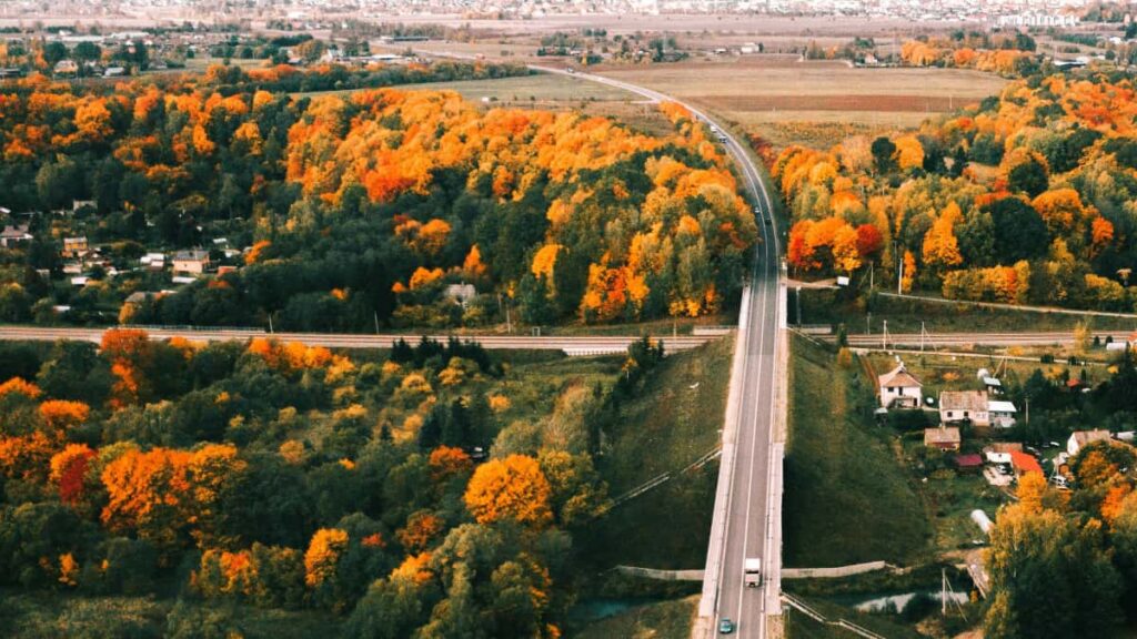 Praktyczny przewodnik dla polskich tworcow: jak znalezc, podejsc i sprzedac bugarskim markom format beforeandafter na Takatak krok po kroku, z przykadami i narzedziami.